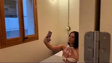 Carita de angel con enormes tetas naturales me hace una cubana y despues la follo duro POV Ewe Sweet