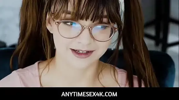 Hypnotist Coming to Help Them – Honey Hayes, Dani Blu, Ashley Aleigh – xvideos xxx porn xnx porno freeporn xvideo xxxvideos tits xnxx