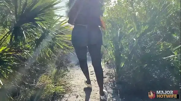 Brunette Yum Thee Boss And Rome Major’s Beach Kinky Wet Session!