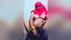 Meri Desi Chudai Ki Bhuki Bhabhi Ne Dildo Se Choot Kaa Pani Nikala
