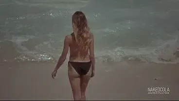 Stepsister pissed on my dick on the nude beach – 4K