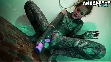 Testing Limits Teen Masturbates with New Wand