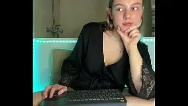 Bouncing big natural boobs