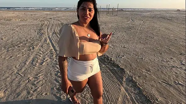 Cuspe e Toma no Cuzinho: Foda Anal em Público na Prai