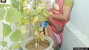 Desi Bhabi And Her Boyfriend Outdoor Sex In Shari