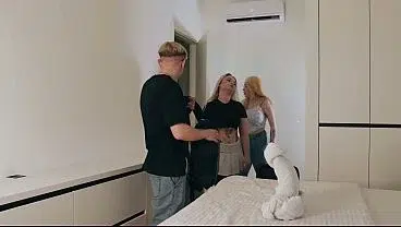 Step Mom Huge Tits & Big Ass Fucked By Step Son In Hotel One Bed – Step Sister Licks Own Pussy!