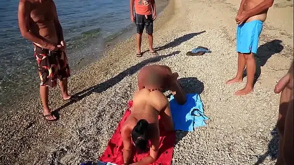 THE HOTTEST BEACH FUCK I’VE EVER EXPERIENCED!
