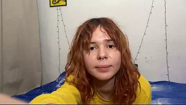 Elizabeth 22 Yr Old Redhead Big tits Uses Vibrator in Selfie